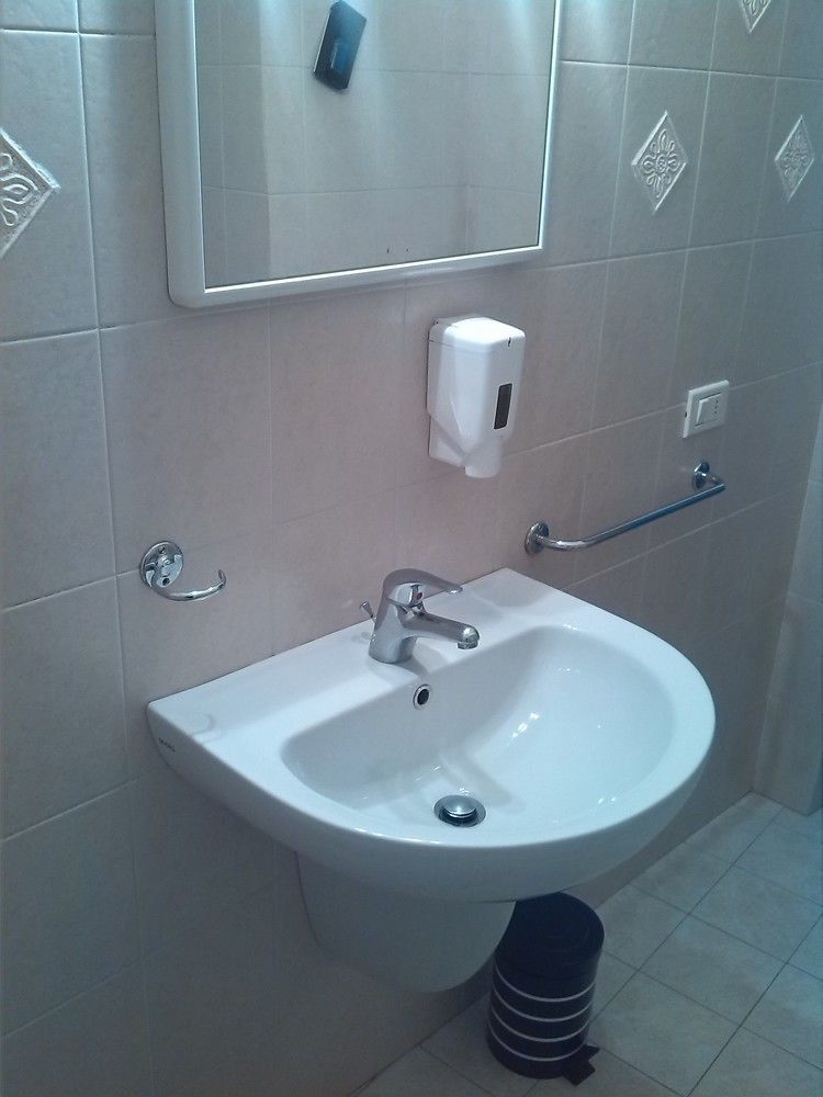 Hotel Uptown B'N'B Bergamo Zewnętrze zdjęcie