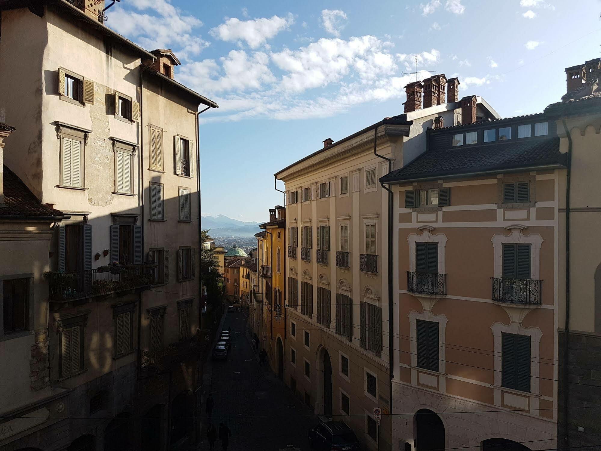 Hotel Uptown B'N'B Bergamo Zewnętrze zdjęcie