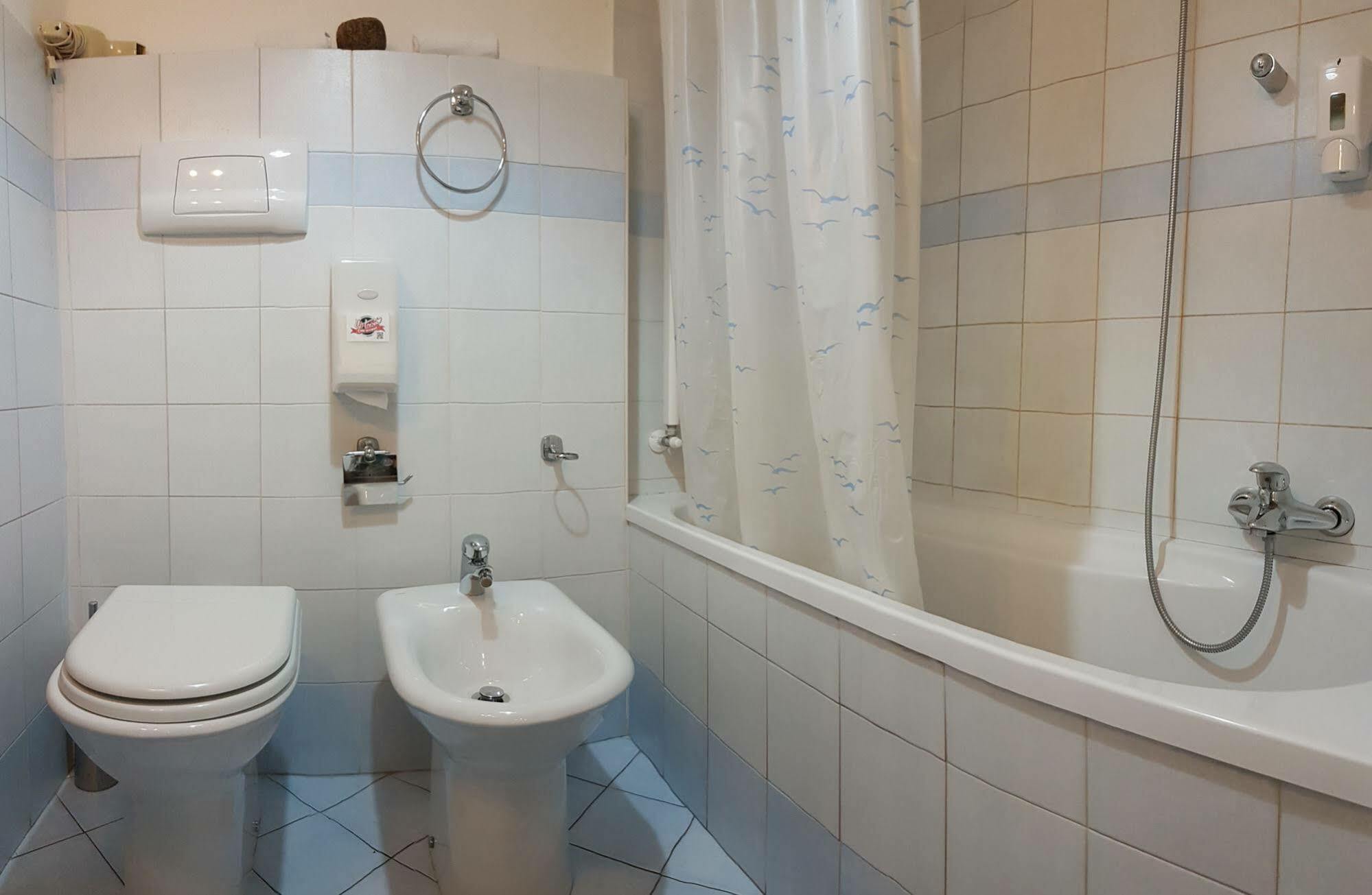 Hotel Uptown B'N'B Bergamo Zewnętrze zdjęcie