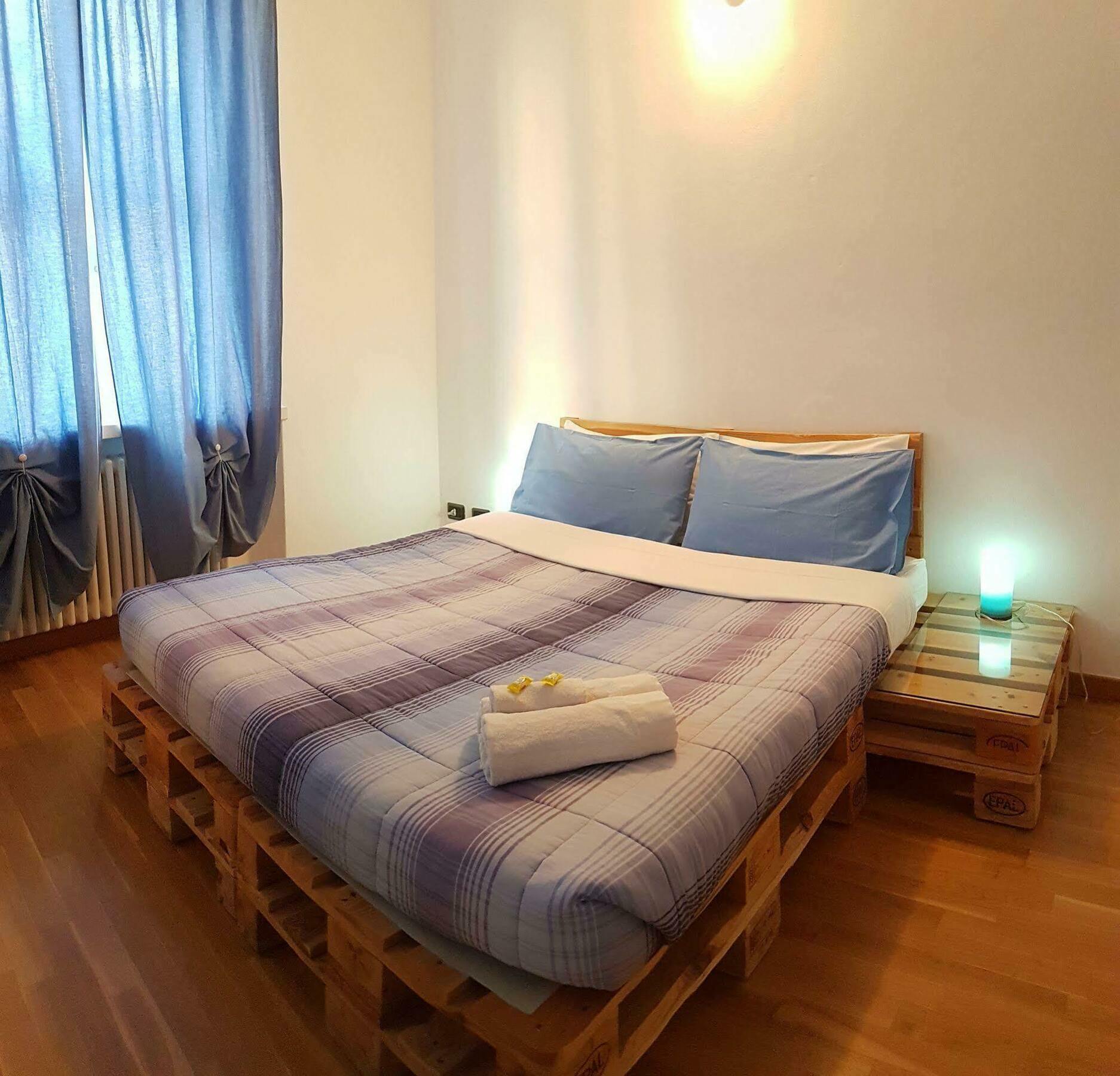 Hotel Uptown B'N'B Bergamo Zewnętrze zdjęcie