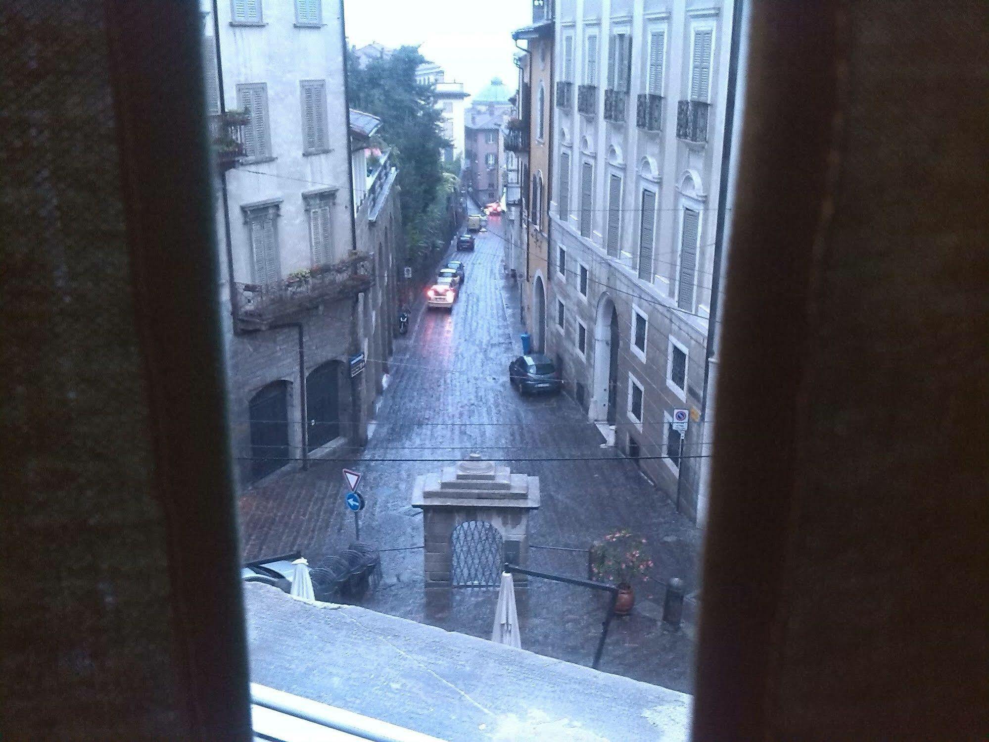 Hotel Uptown B'N'B Bergamo Zewnętrze zdjęcie
