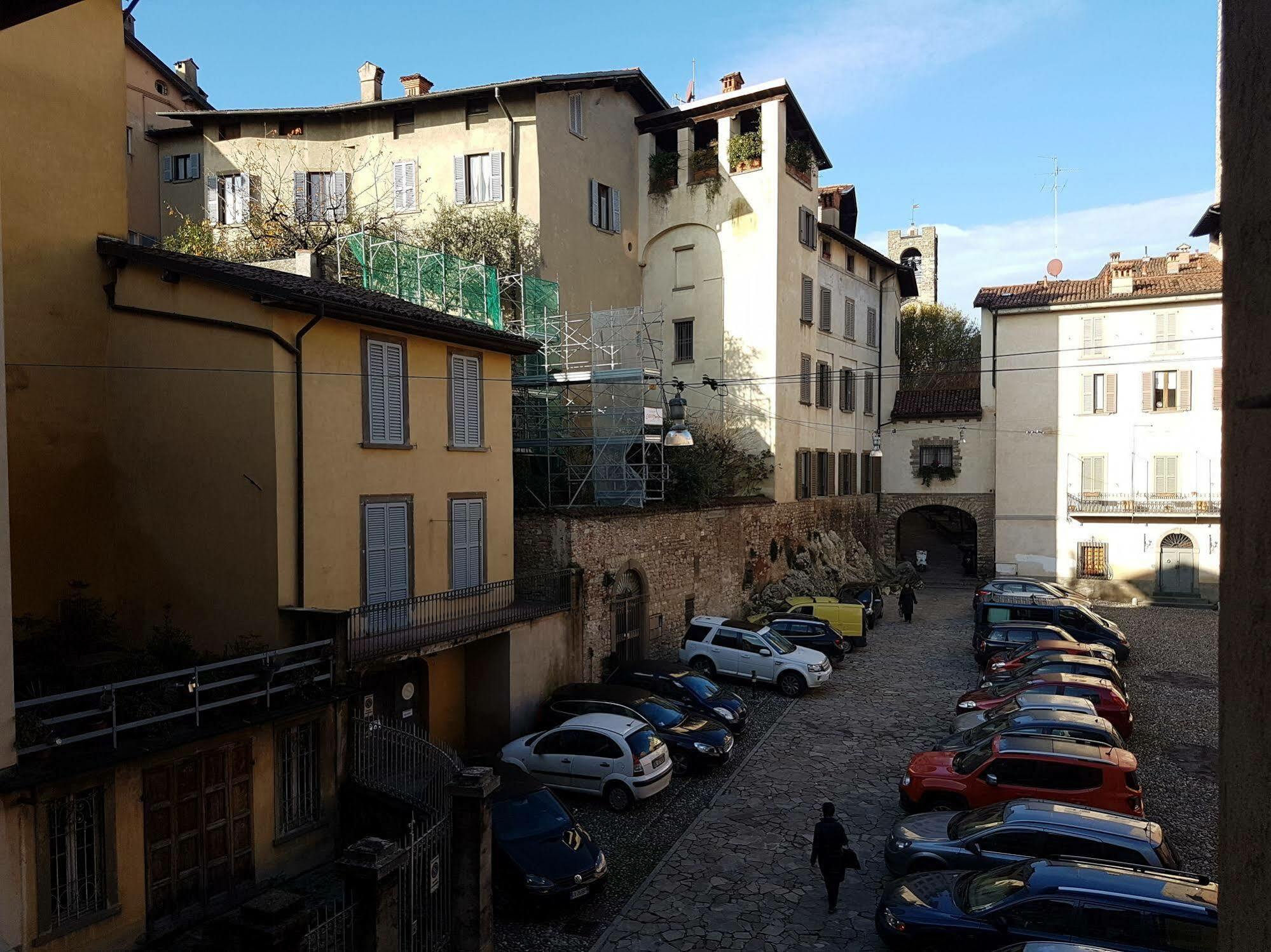 Hotel Uptown B'N'B Bergamo Zewnętrze zdjęcie